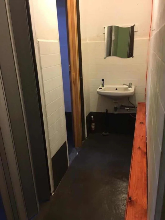 11 Pensione - Hostel