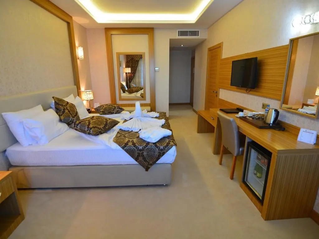 Taşar Royal Hotel