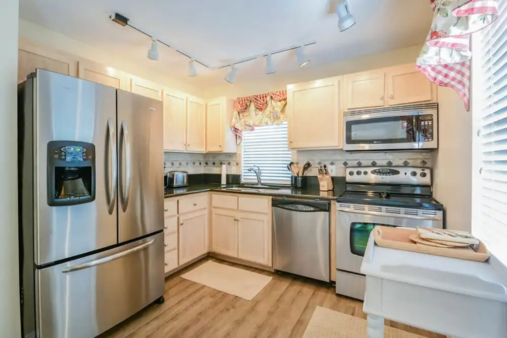 1800 Hill Street - Ocean View by Ocean Properties