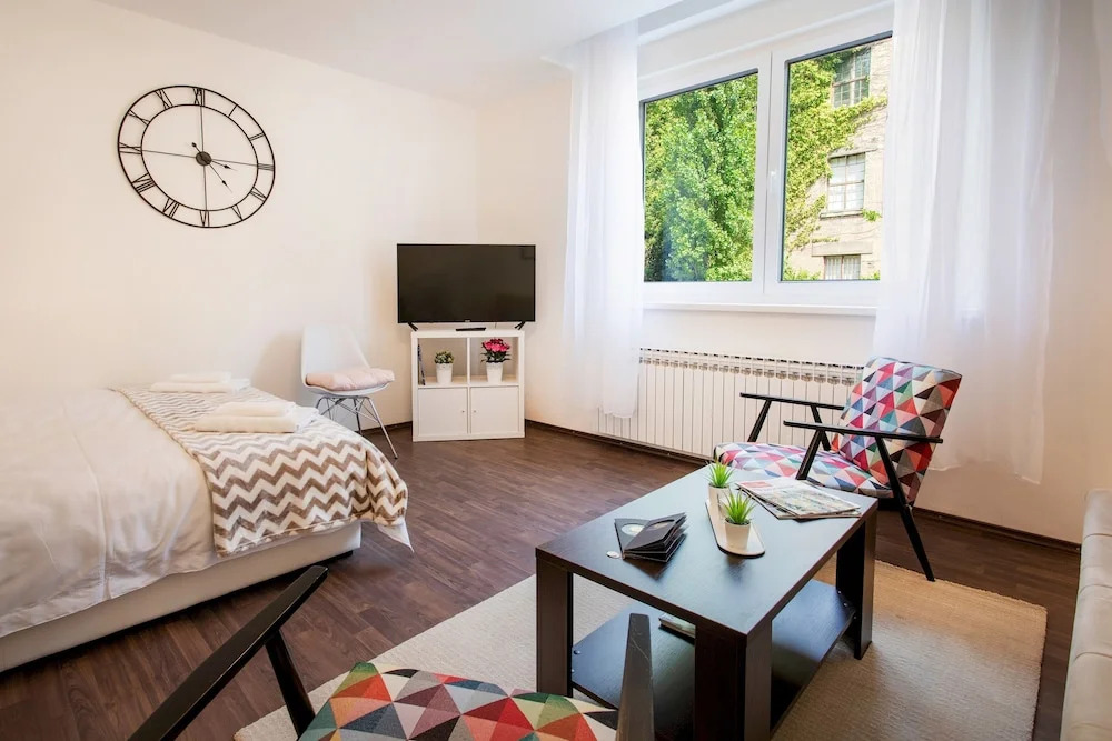 Modern Studio in Old Town - BEST LOCATION