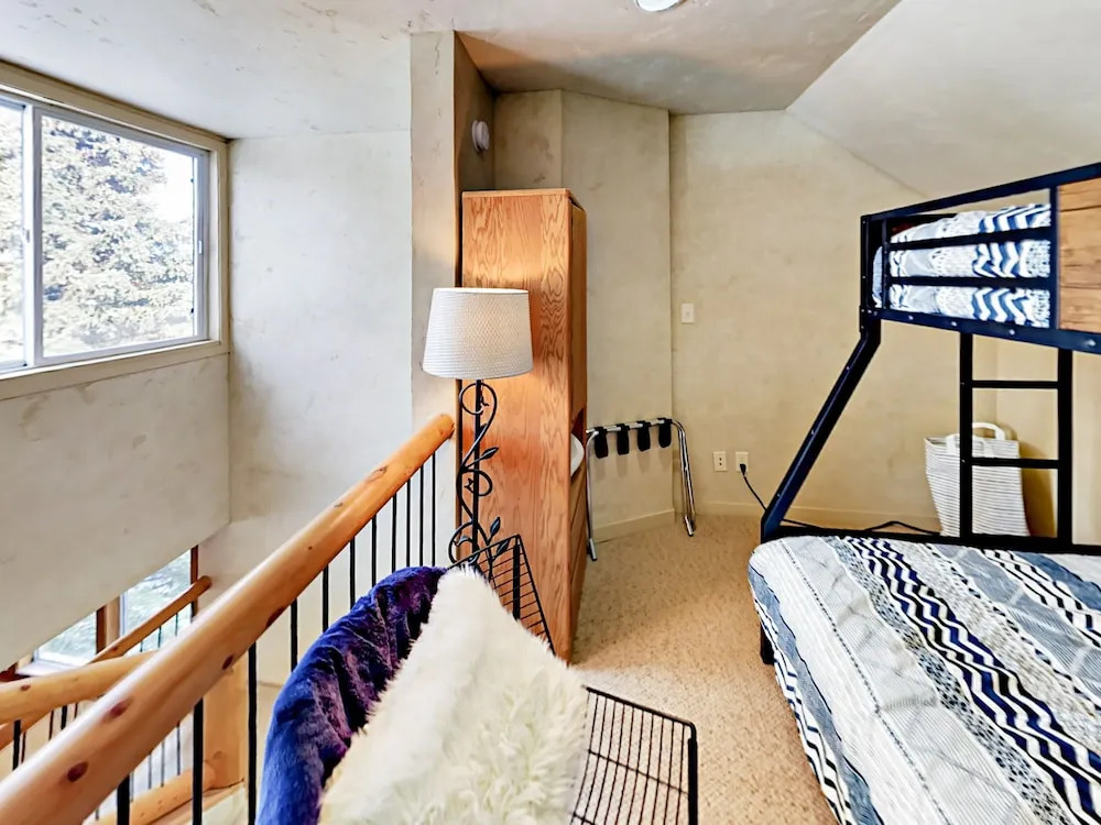 Mountain-view W/ Hot Tub, Across From Lift 2 Bedroom Condo