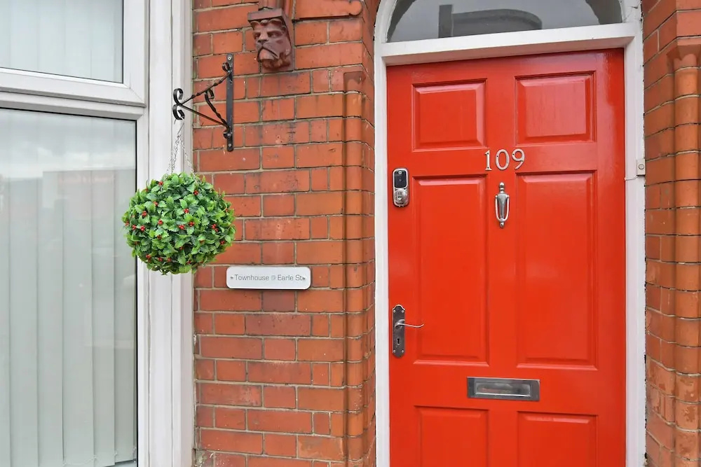 Townhouse @ Hall O Shaw Street Crewe