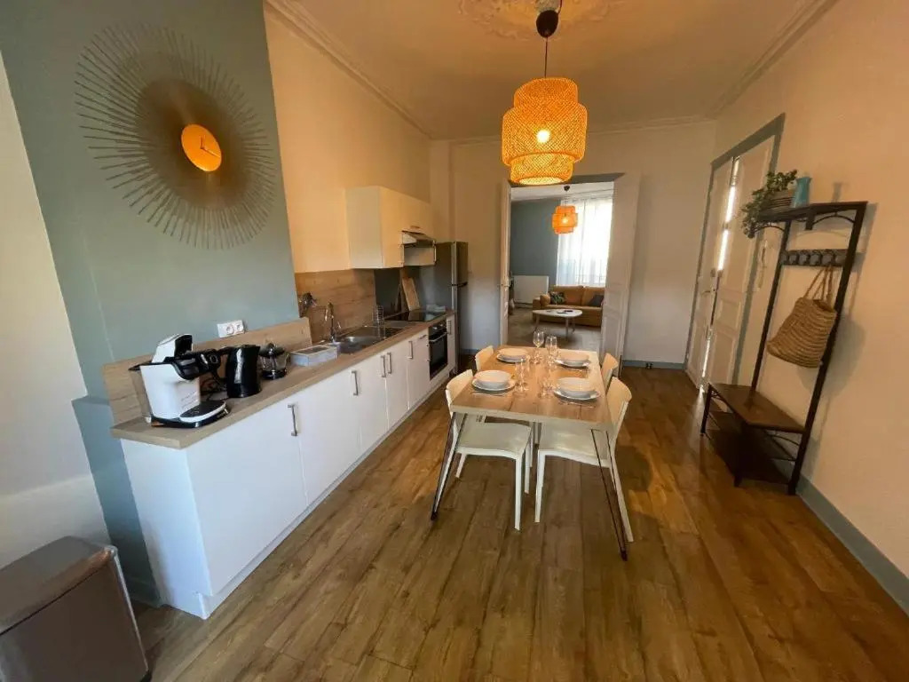 -Le Petit Rochelais- centre ville, stationnement, Netflix - idéal couples, familles, business
