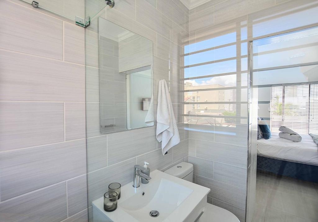 Sea Breeze Apartments