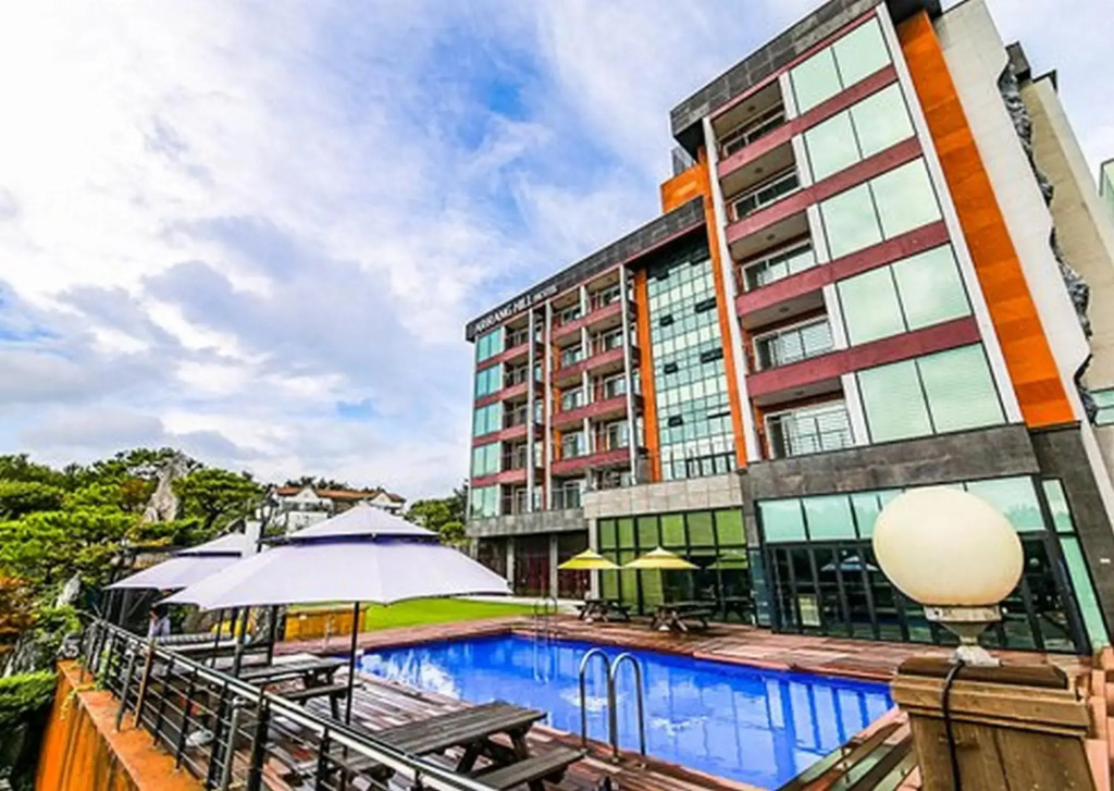 Arirang Hill Hotel & Resort