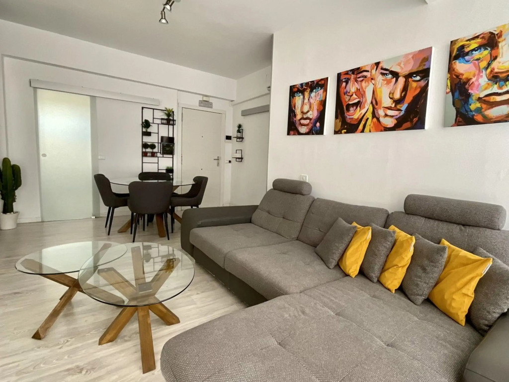 Santa Cruz Luxury Low-Cost Apartment with Terrace & Views