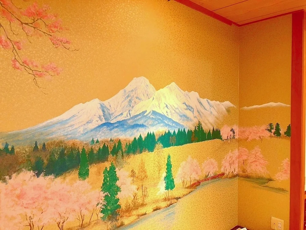 Hotel Hoho "A hotel overlooking the Echigo Plain and the Yahiko mountain range" formerly Hotel Oohashi Yakata-no-Yu