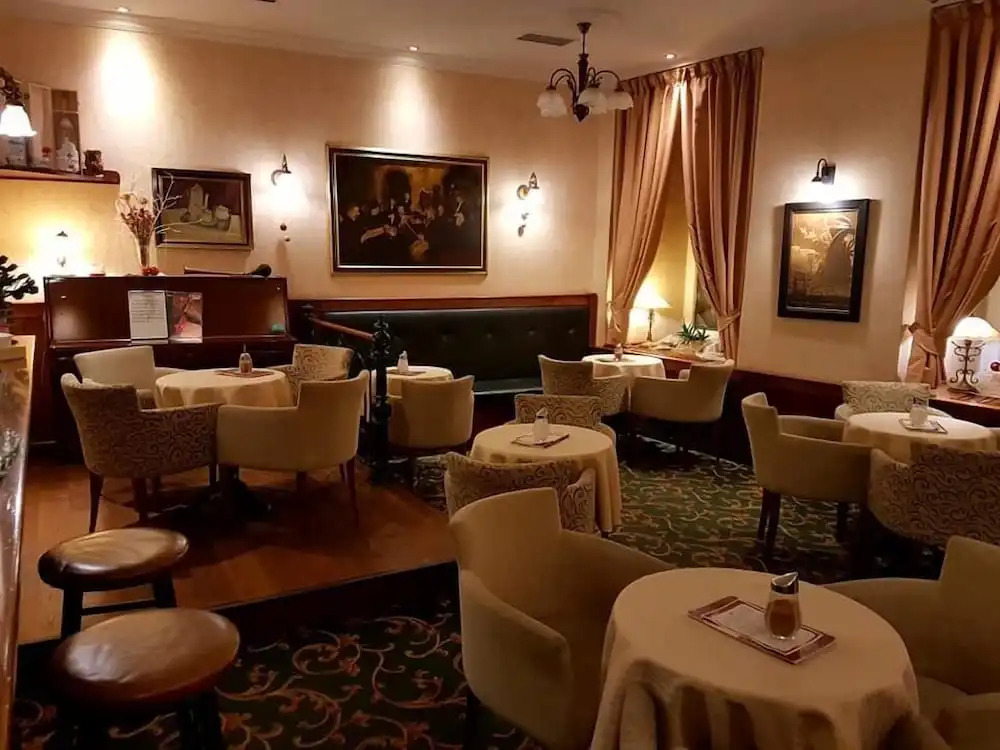 Hotel Mitra