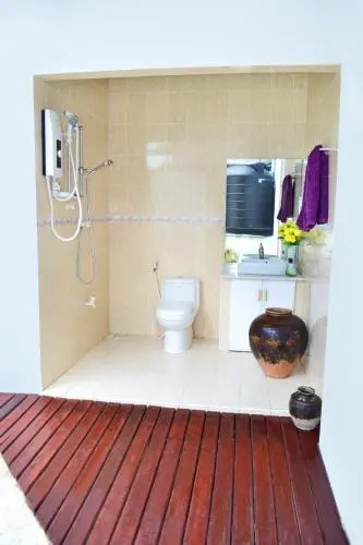 Гостевой дом Fulidhoo Laperla Guesthouse