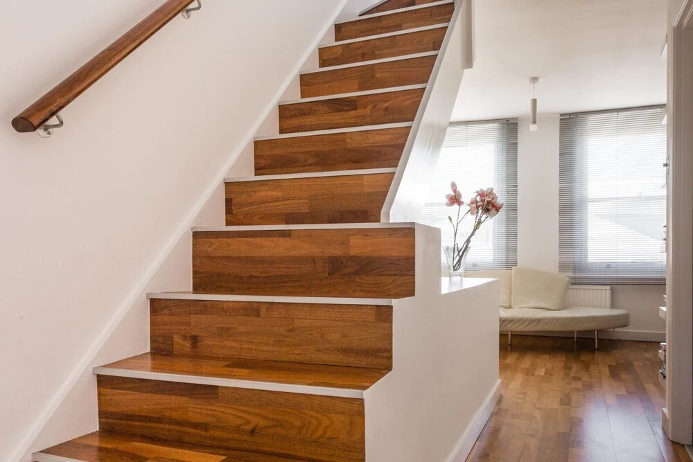 2 Bedroom Split Level Flat In The Heart Of Camden