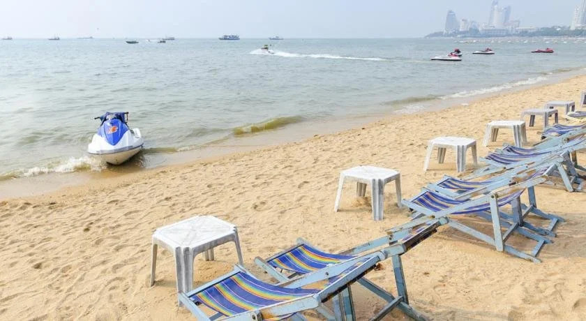 Jomtien Sunset Guesthouse