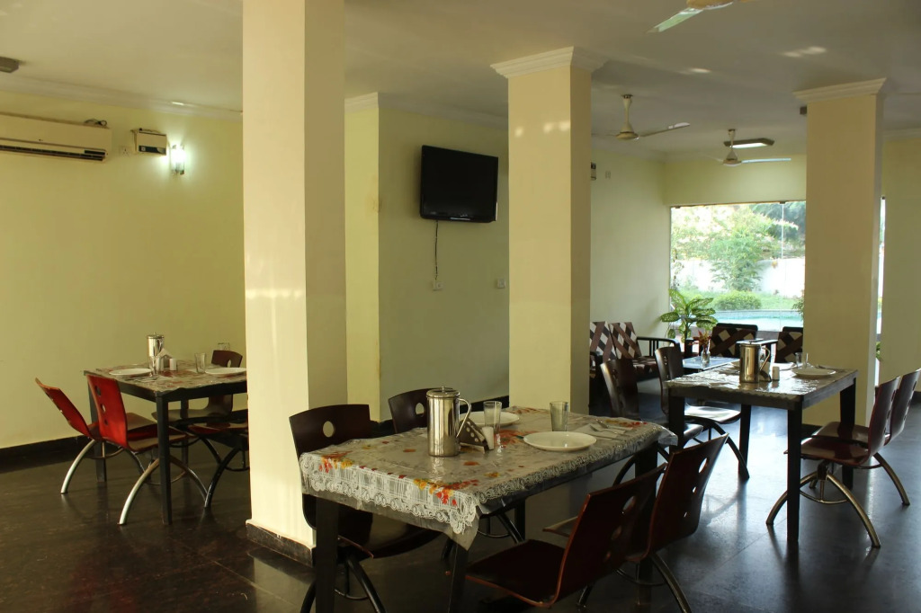 OYO 832 near Calangute KFC