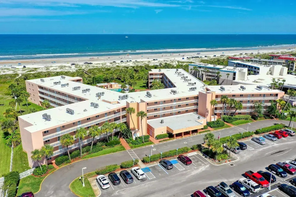 Ocean View Condo in Beachfront Resort With Wifi, Central AC, 2 Pools, & Tennis