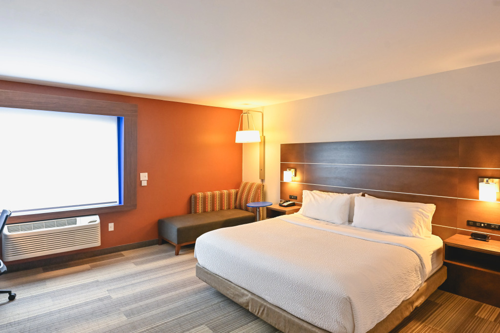 Holiday Inn Express Houghton-Keweenaw by IHG