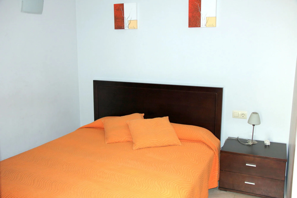 Apartamentos CARU