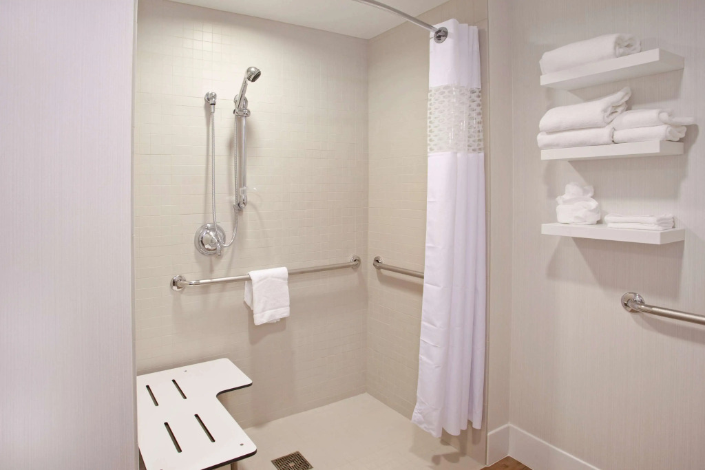 Hampton Inn & Suites - Minneapolis/Downtown