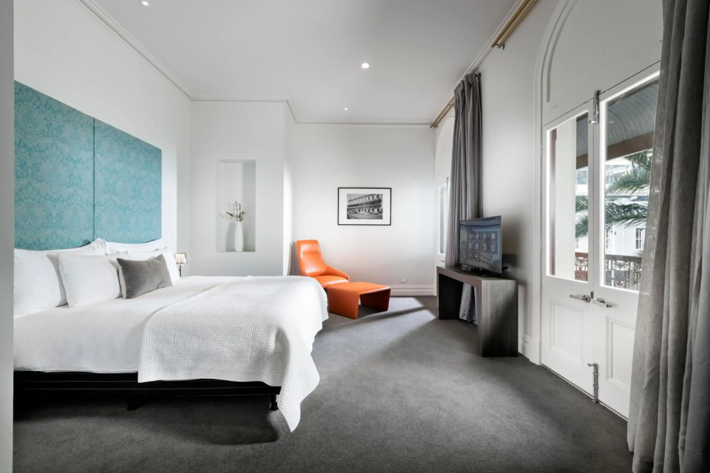 The Melbourne Hotel