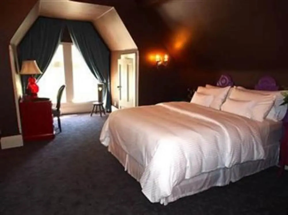 Patterson Inn