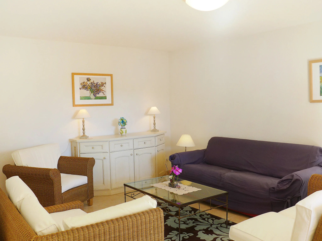 Holiday Home Le Mas dEsquières 7 by Interhome