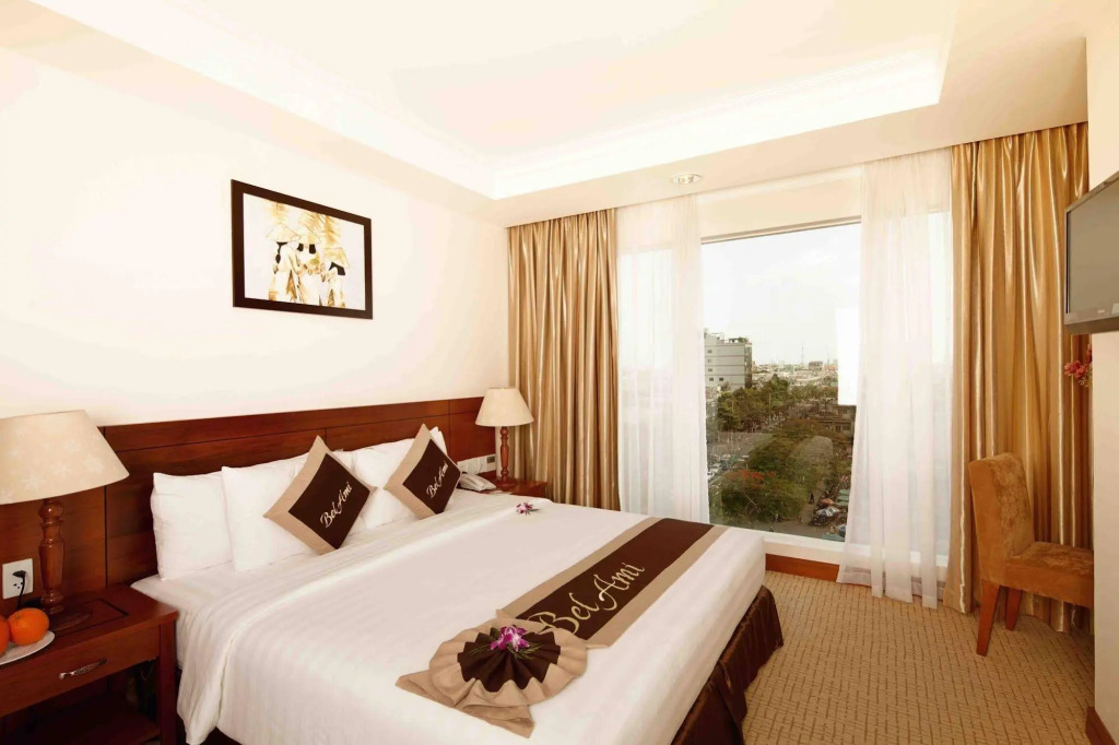TTC Hotel Deluxe Tan Binh