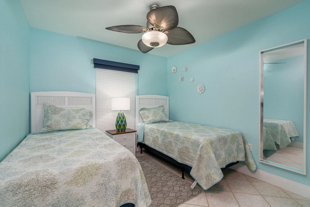 Estero Cove 132 - Beautifully Updated!! 2 Bedroom Condo by RedAwning