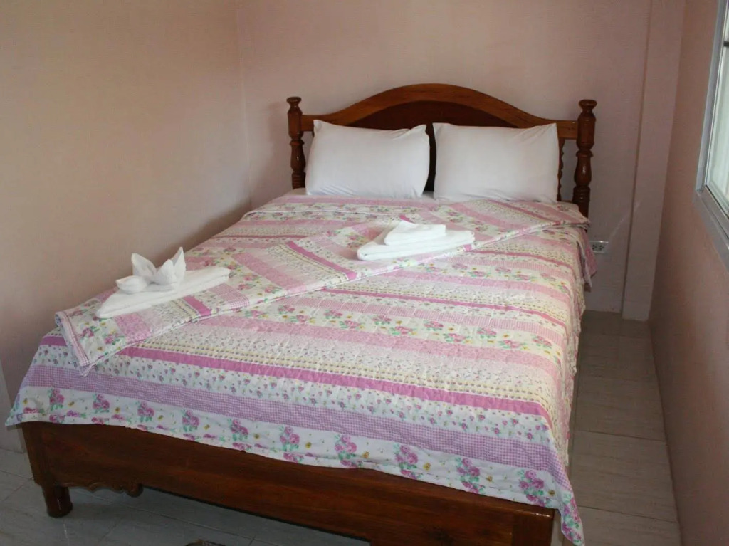 7 Garden Hotel