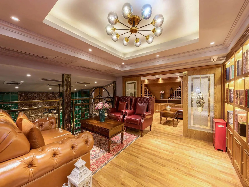 James Joyce Coffetel Hotel (Beijing International Trade Sihuidong Subway Station Branch)