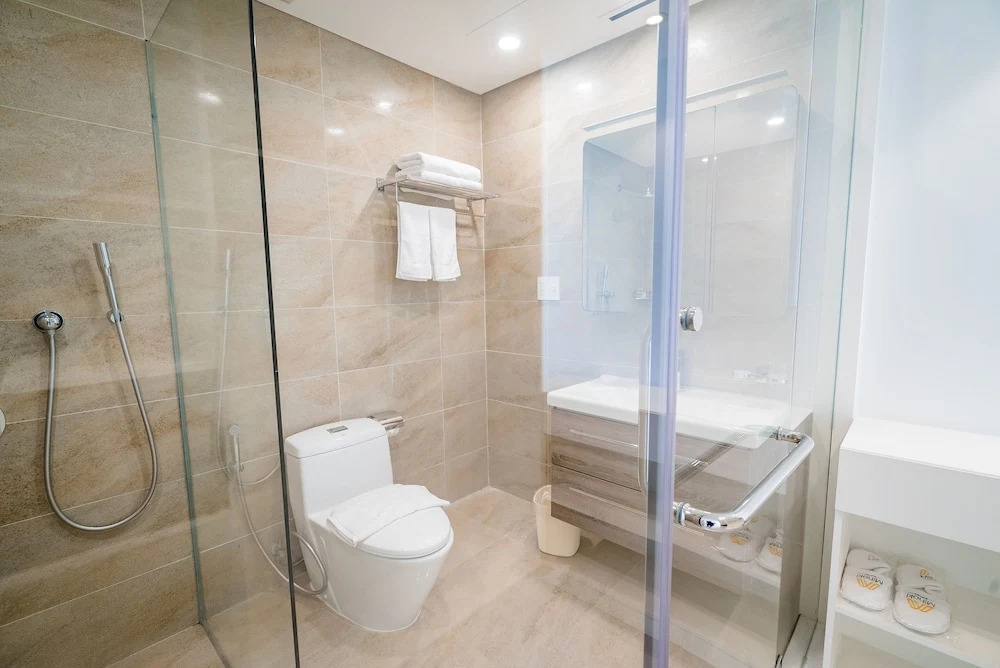Leman Luxury Suites