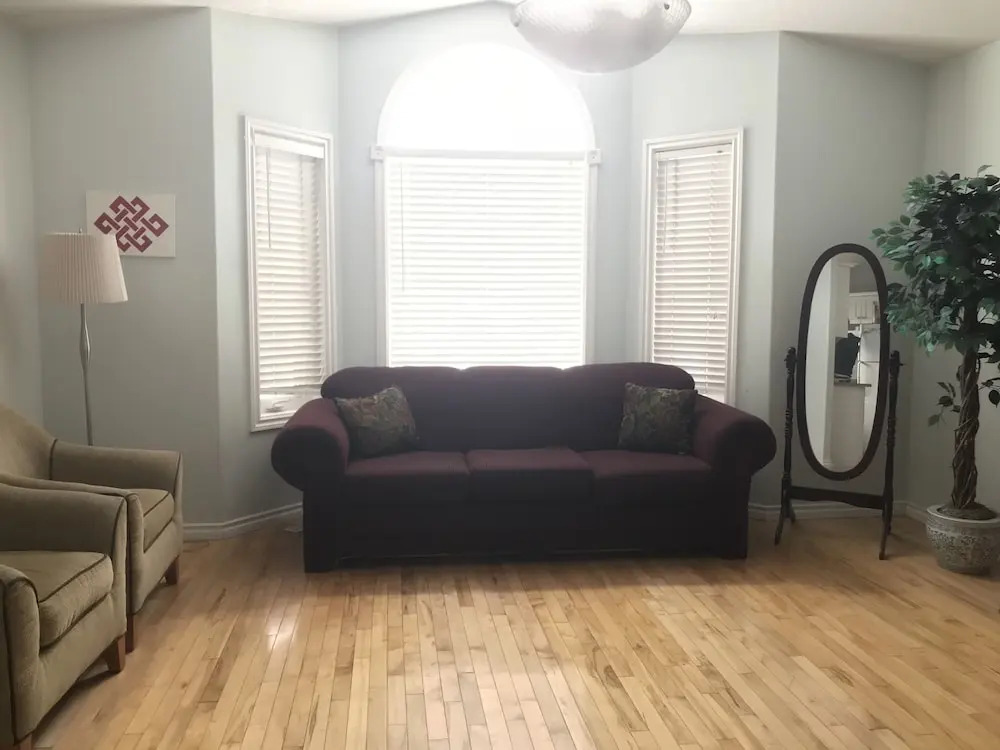Central Edmonton Private Rooms