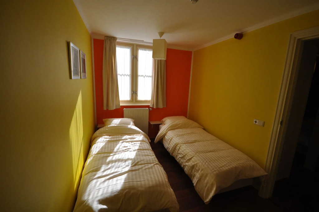Old City Amsterdam Bed and Breakfast