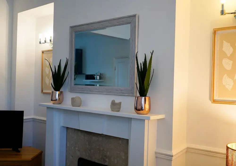 The Ivies - 5 Bedroom Property - Tenby