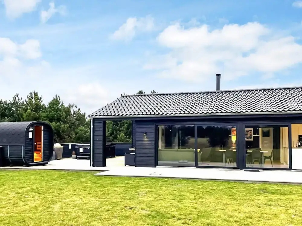 9 person holiday home in Væggerløse-By Traum