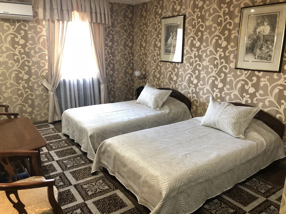 Papillon Hotel