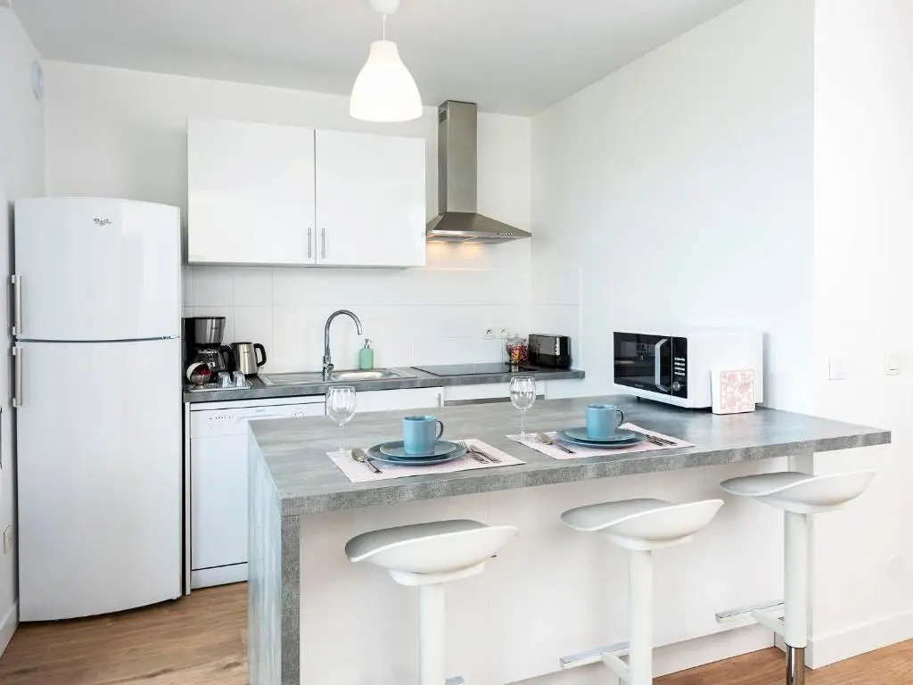 Aquitain Home - Studios & Appartements tout confort Bordeaux Gare St Jean