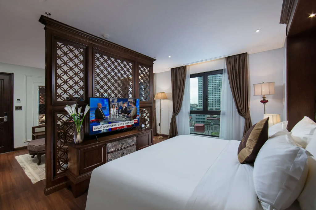 The Q Hotel