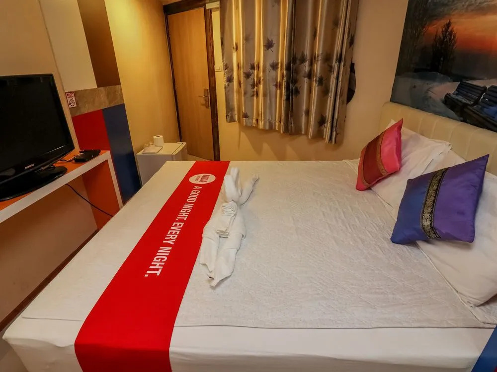Nida Rooms Silk Romklao 99