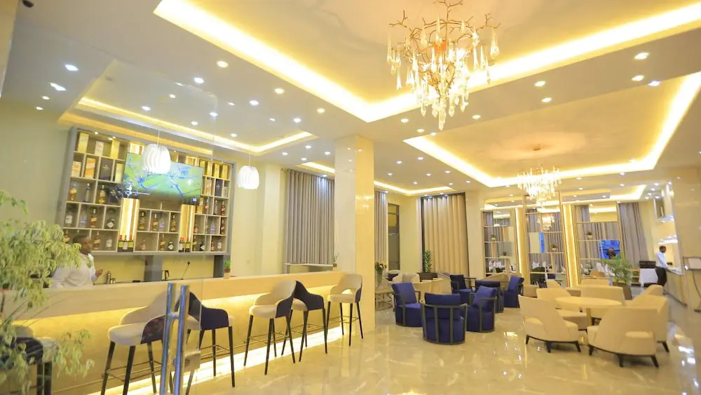 Triple-e Hotel and Spa