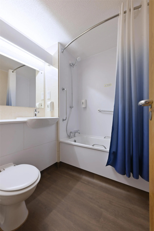 Travelodge Wakefield Woolley Edge M1 Northbound