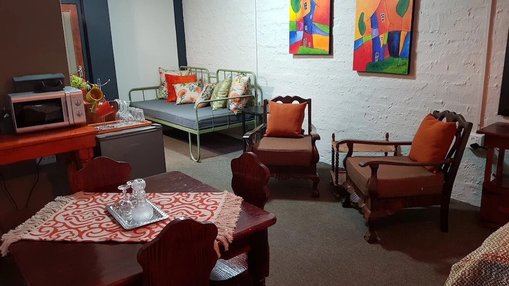Rustique Paris Guest House