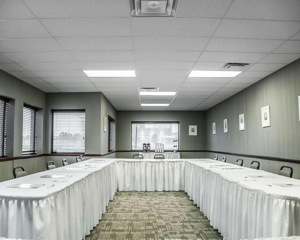 Comfort Inn Montreal - Laval - Highway 15