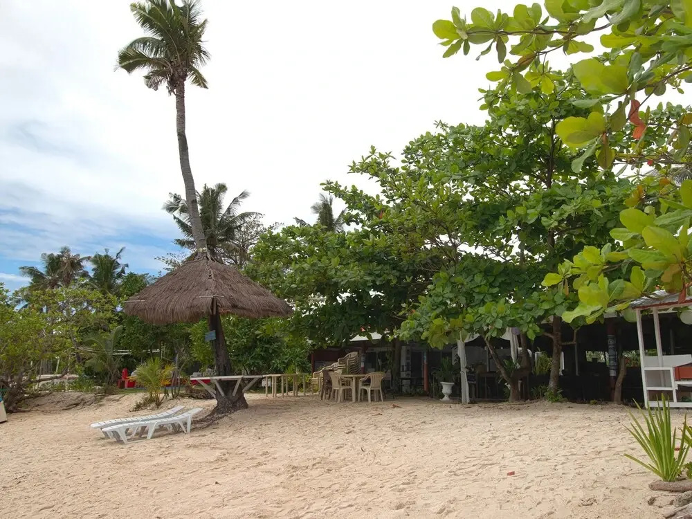 Vaccinated Staff - OYO 853 Malapascua Beach and Di