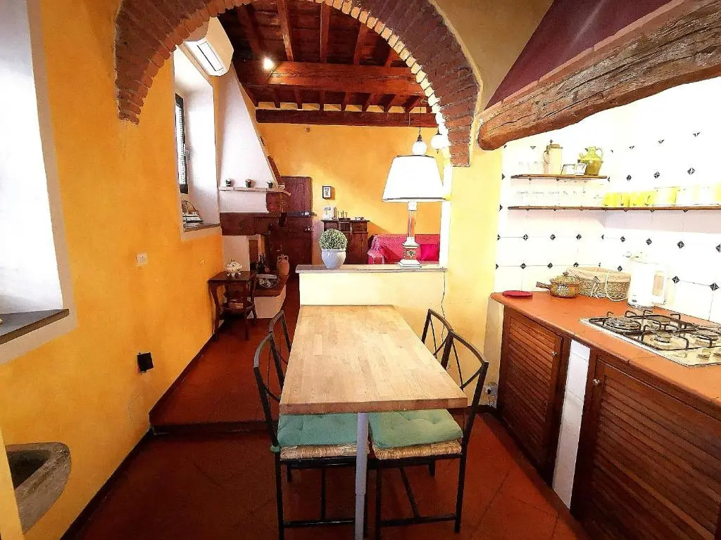 Real Rustic Tuscany Style In Center