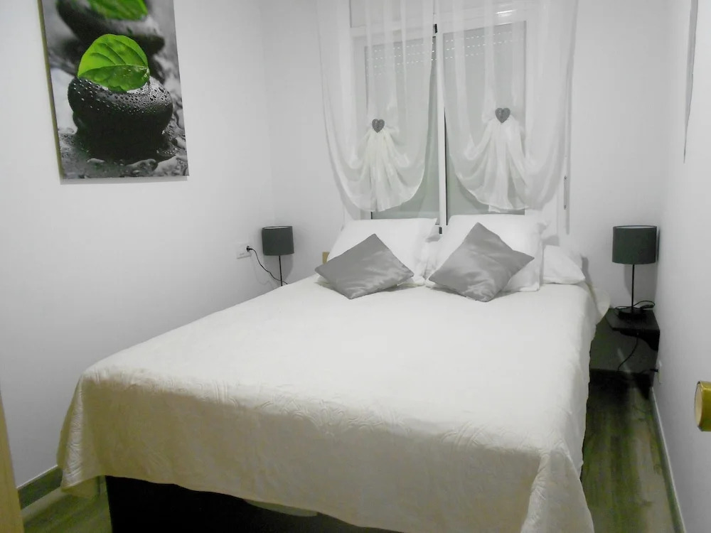 Apartment With one Bedroom in Empuriabrava, With Wonderful sea View and Furnished Balcony