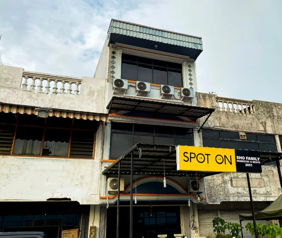 Sho Family Homestay & Resort