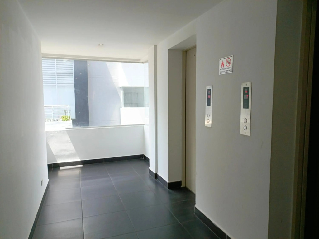 Apartment - 2Bedrooms - QueenBed - Balcony - Parking - 7thFLOOR
