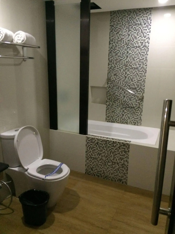 Icon Hotel Timog