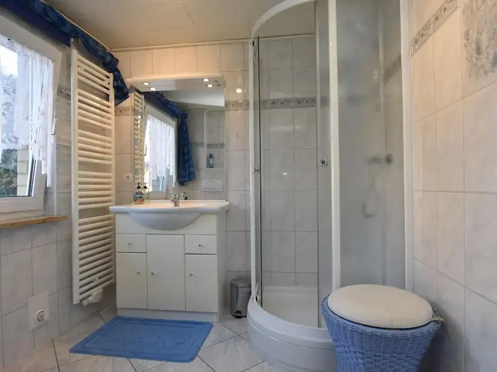 Rustic Escape in Kropelin