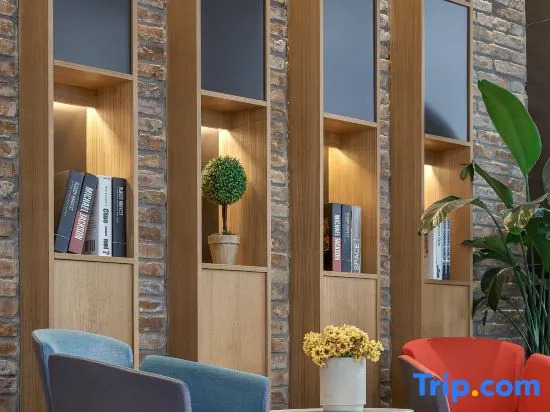 Orange Boutique Hotel Xinyang