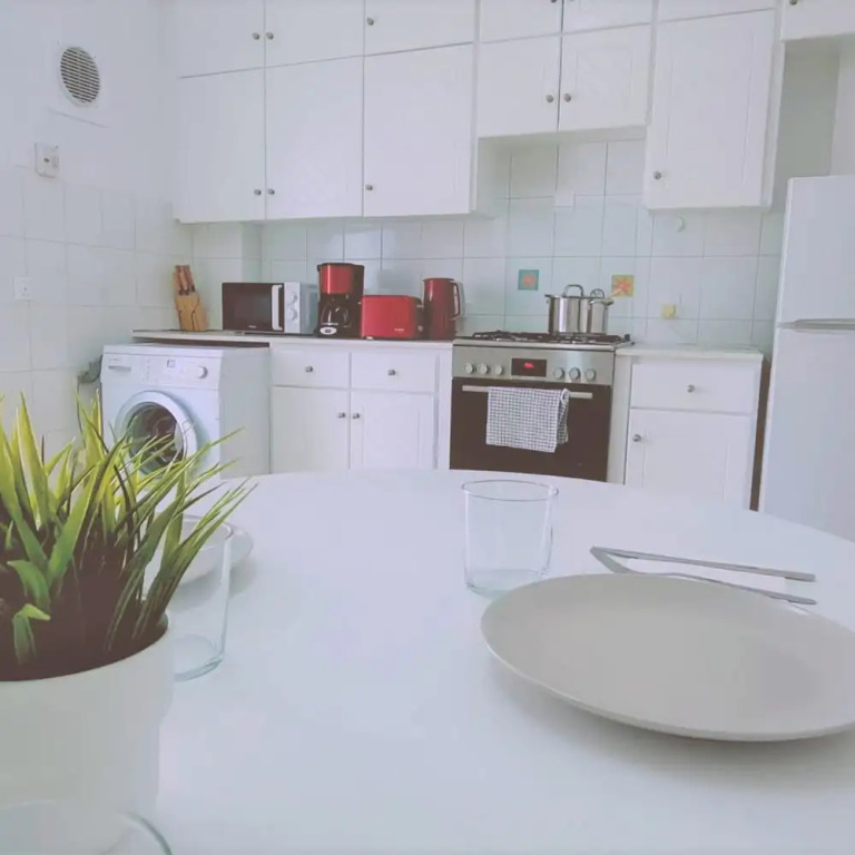 11 EGM - Virtuoso Apartment