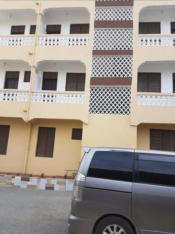 Golden Guest House- Miritini